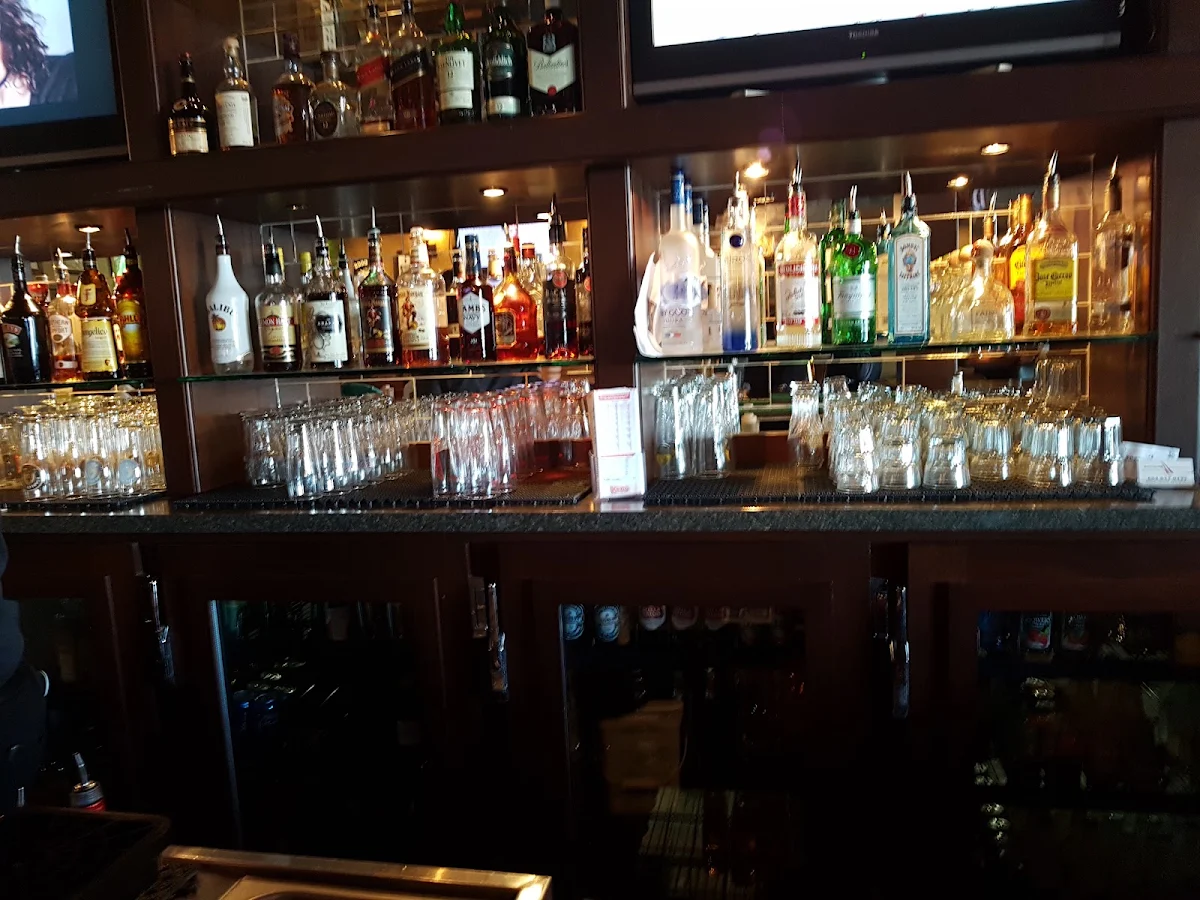 Vibe, Kelly's Pub