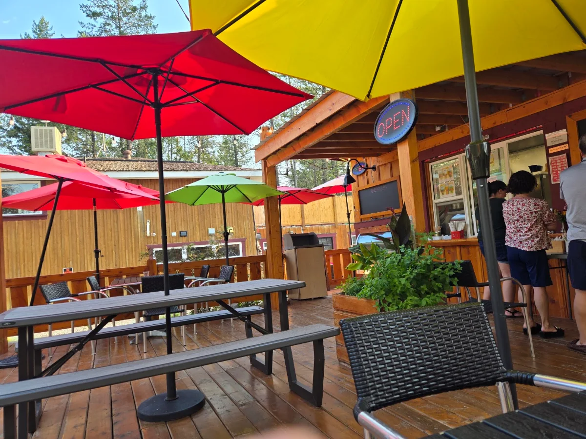 Vibe, Suttima Thai Kitchen