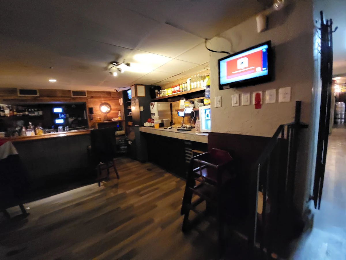 Vibe, Gabby's - Isabella Hotel