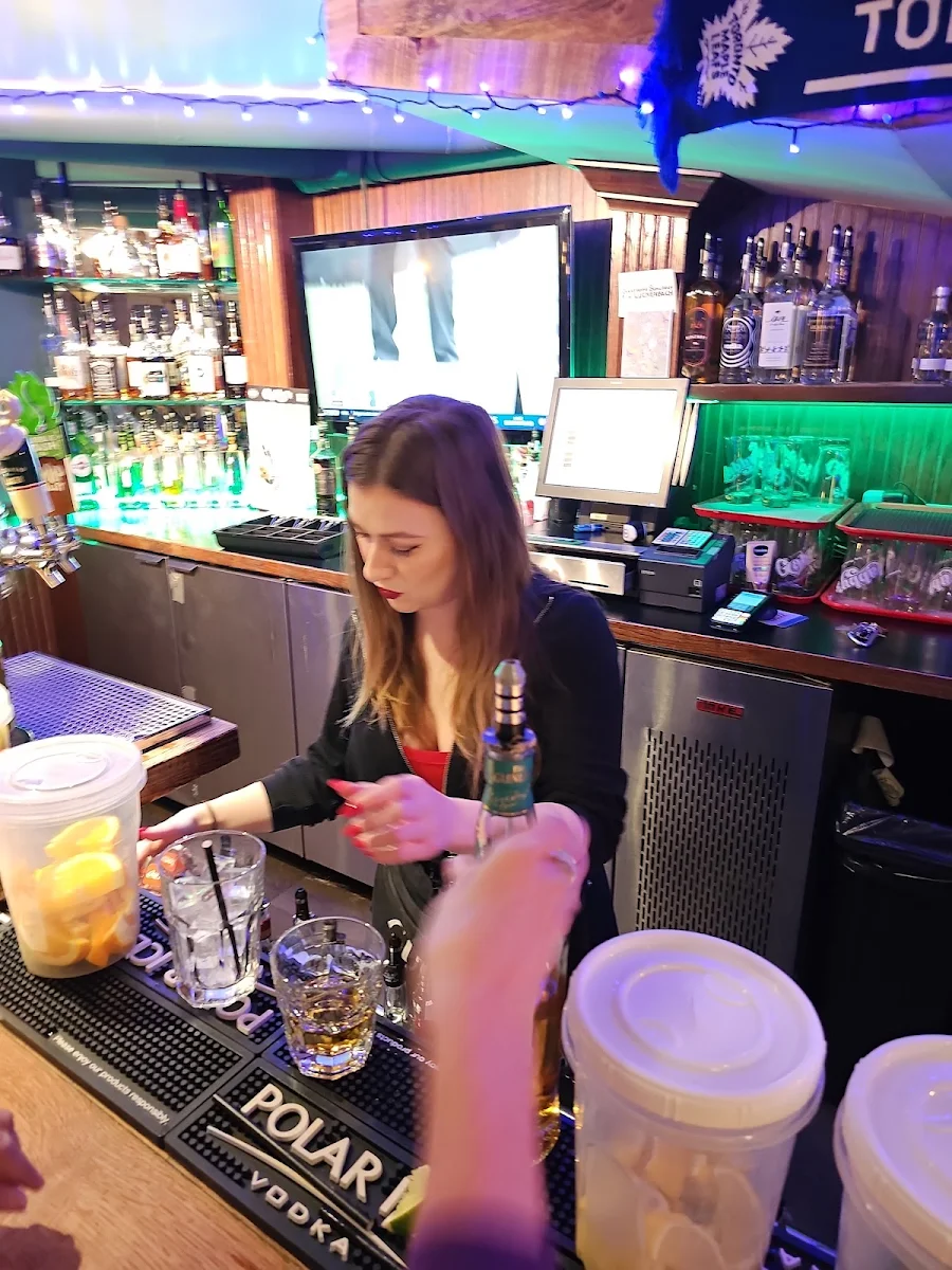 Vibe, Gabby's - Isabella Hotel