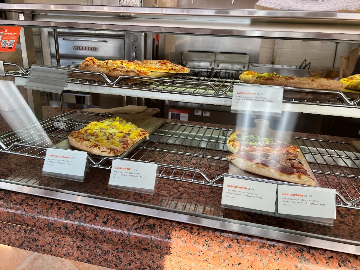 Vibe, Pizza Pizza
