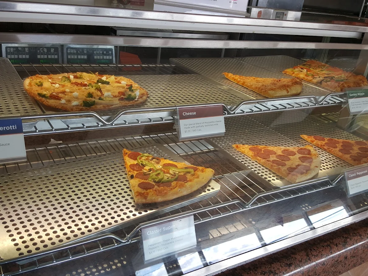 Vibe, Pizza Pizza