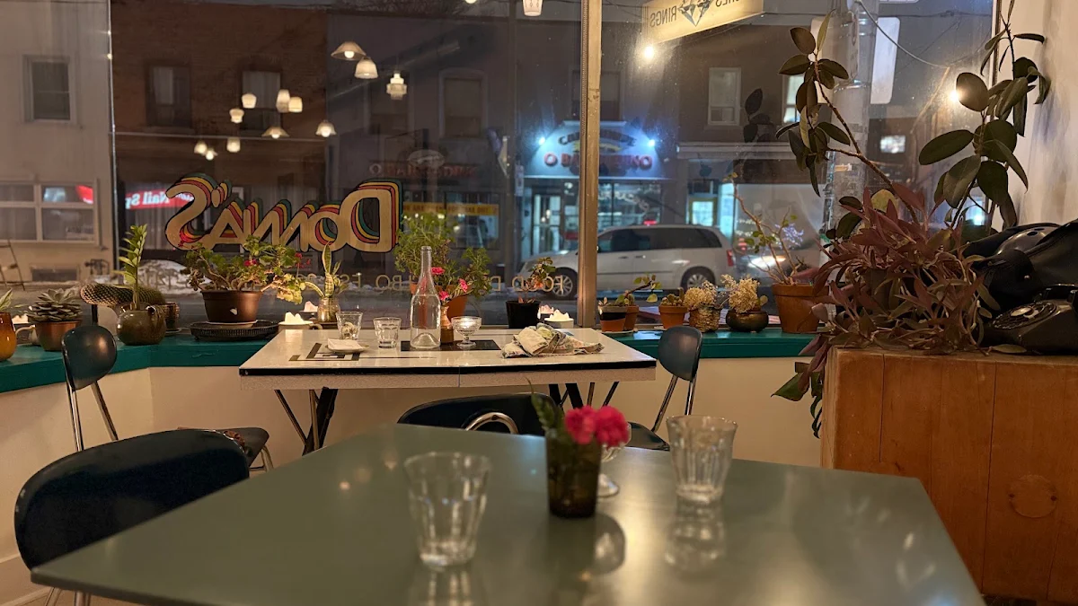 Vibe, Donna’s