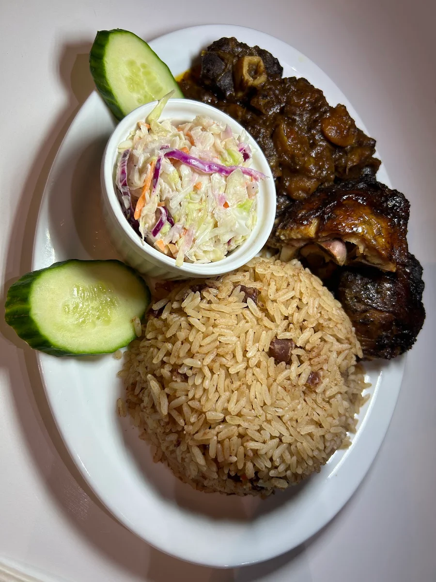 Food & drink, Caribbean Moon Restaurant Bar & Grill