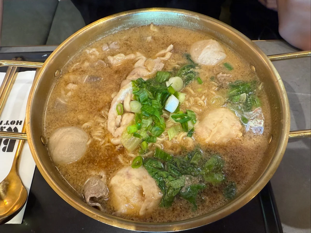 Food & drink, Big Way Hot Pot (Lougheed)