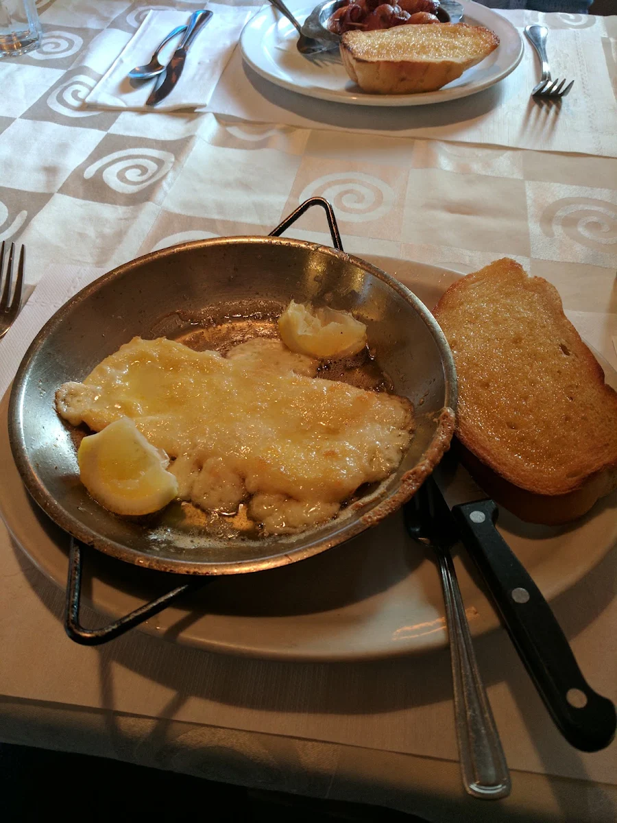 Food & drink, White Tower Restaurant
