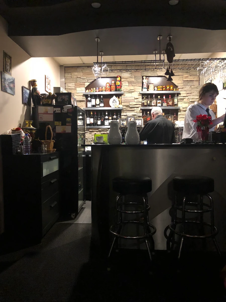 Vibe, Restaurant Majeur