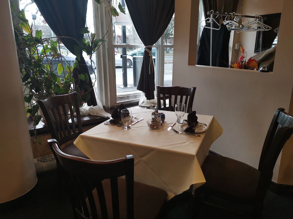 Vibe, Restaurant Majeur