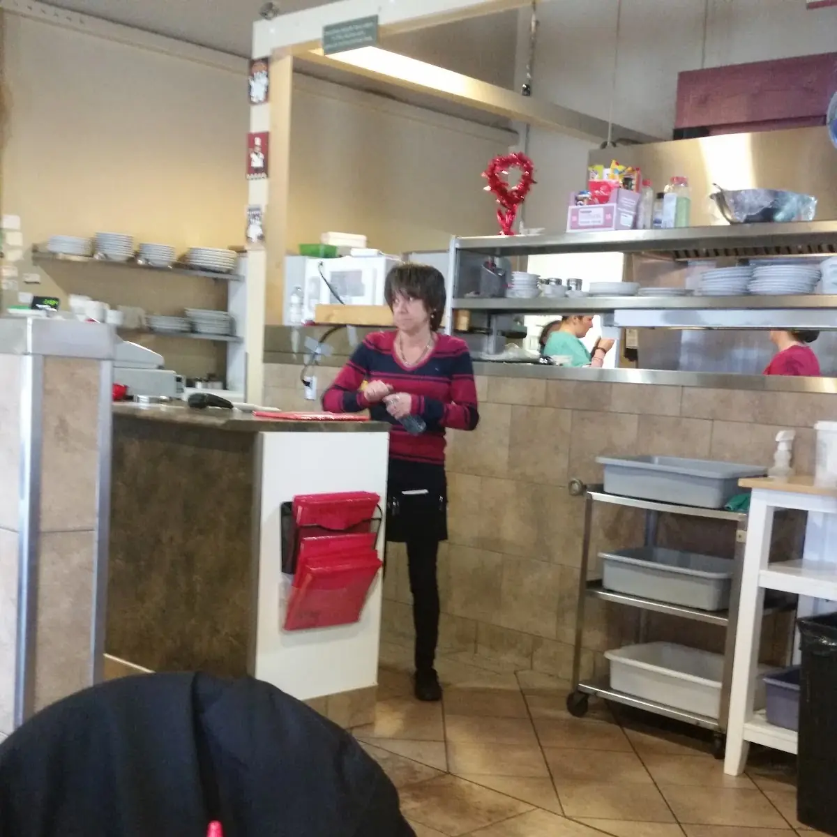 Vibe, Mama Sue's Diner Inc