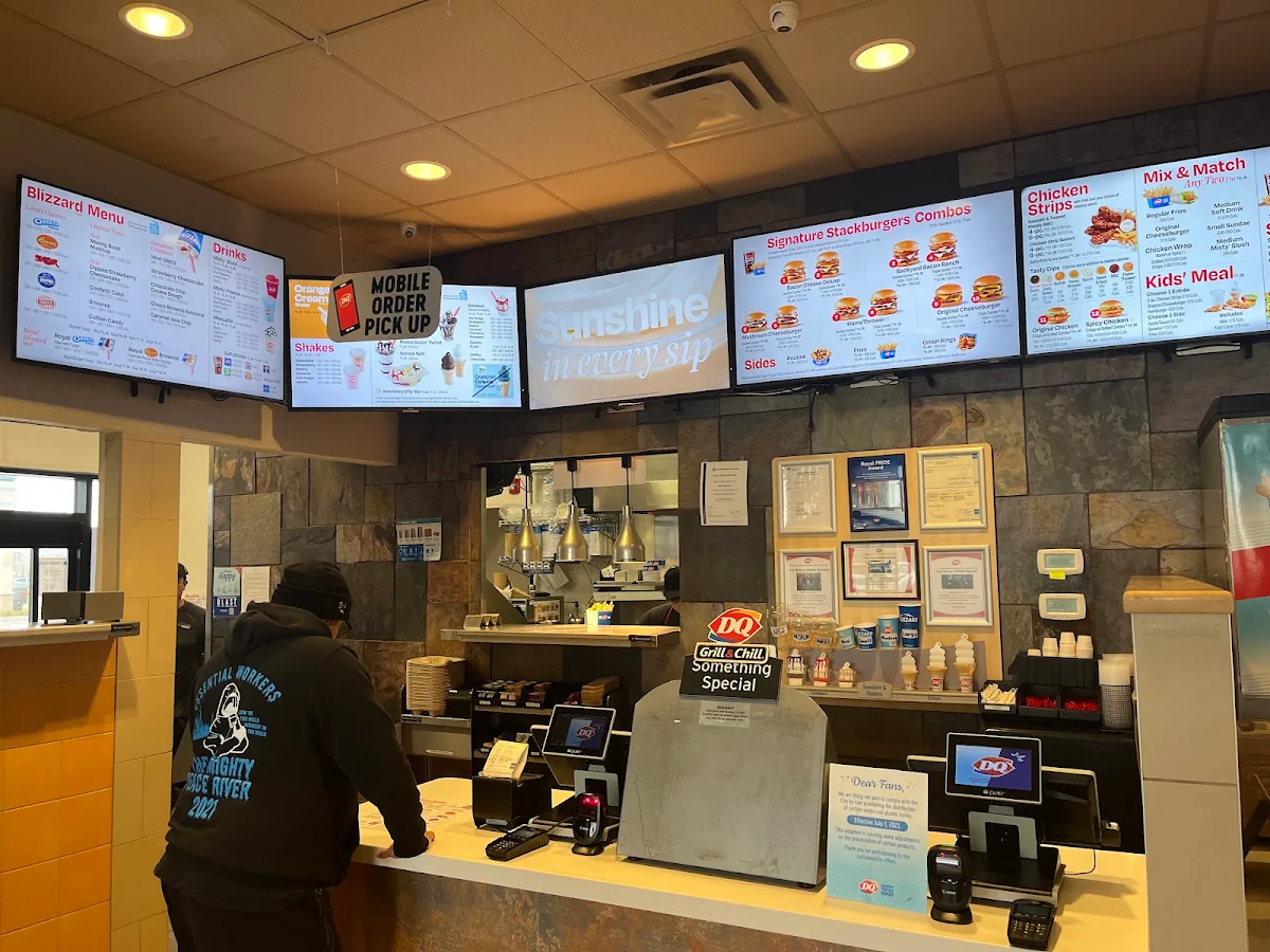 Vibe, Dairy Queen Grill & Chill