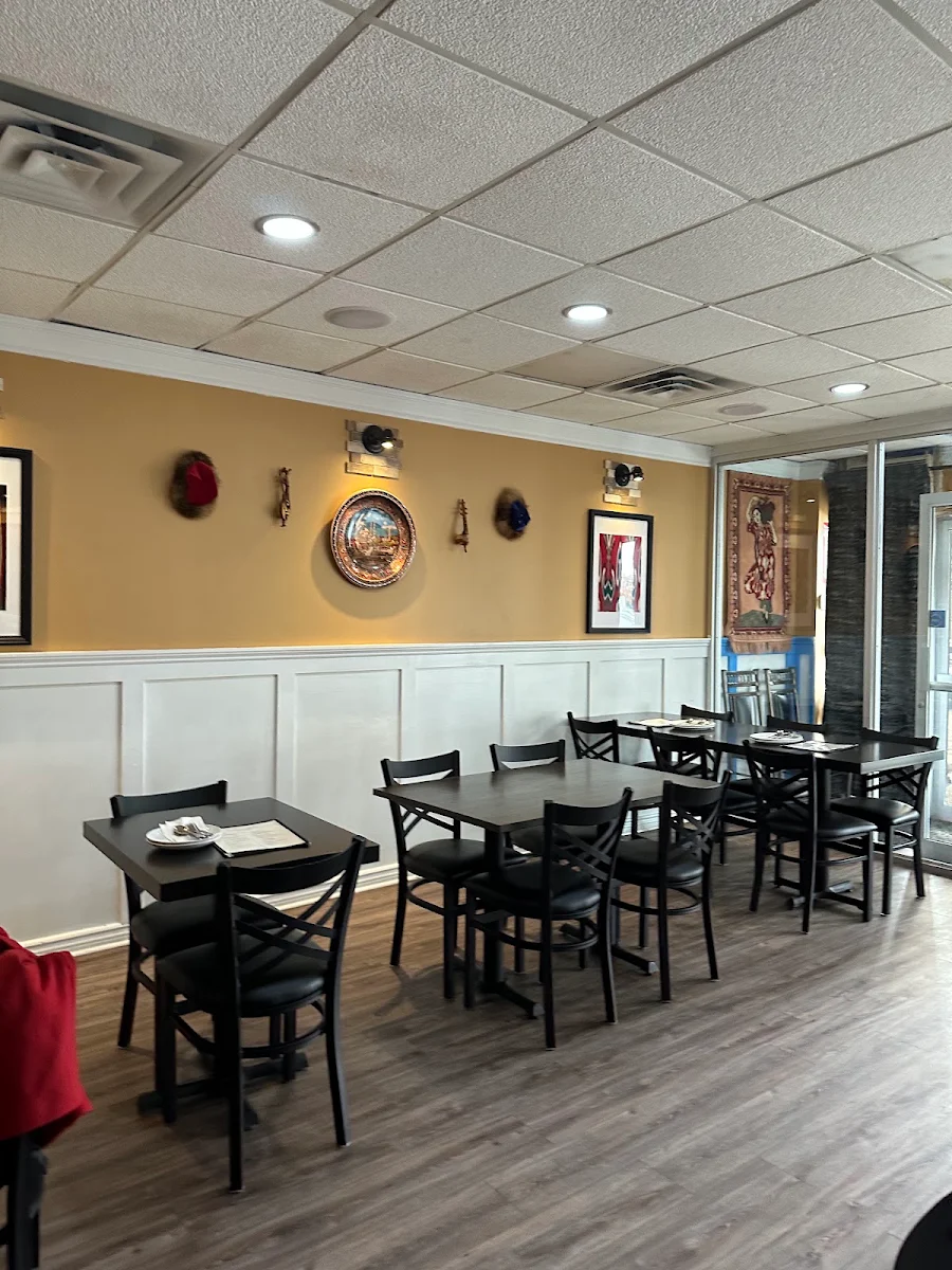 Vibe, Kroran Uyghur Cuisine