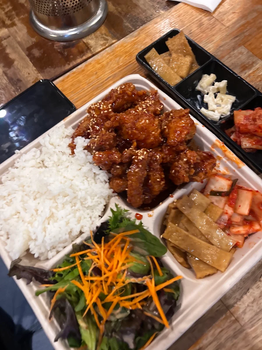Food & drink, CJ Lunch Bar