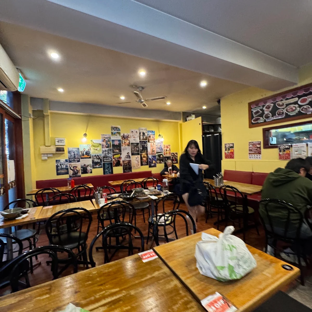 Vibe, CJ Lunch Bar
