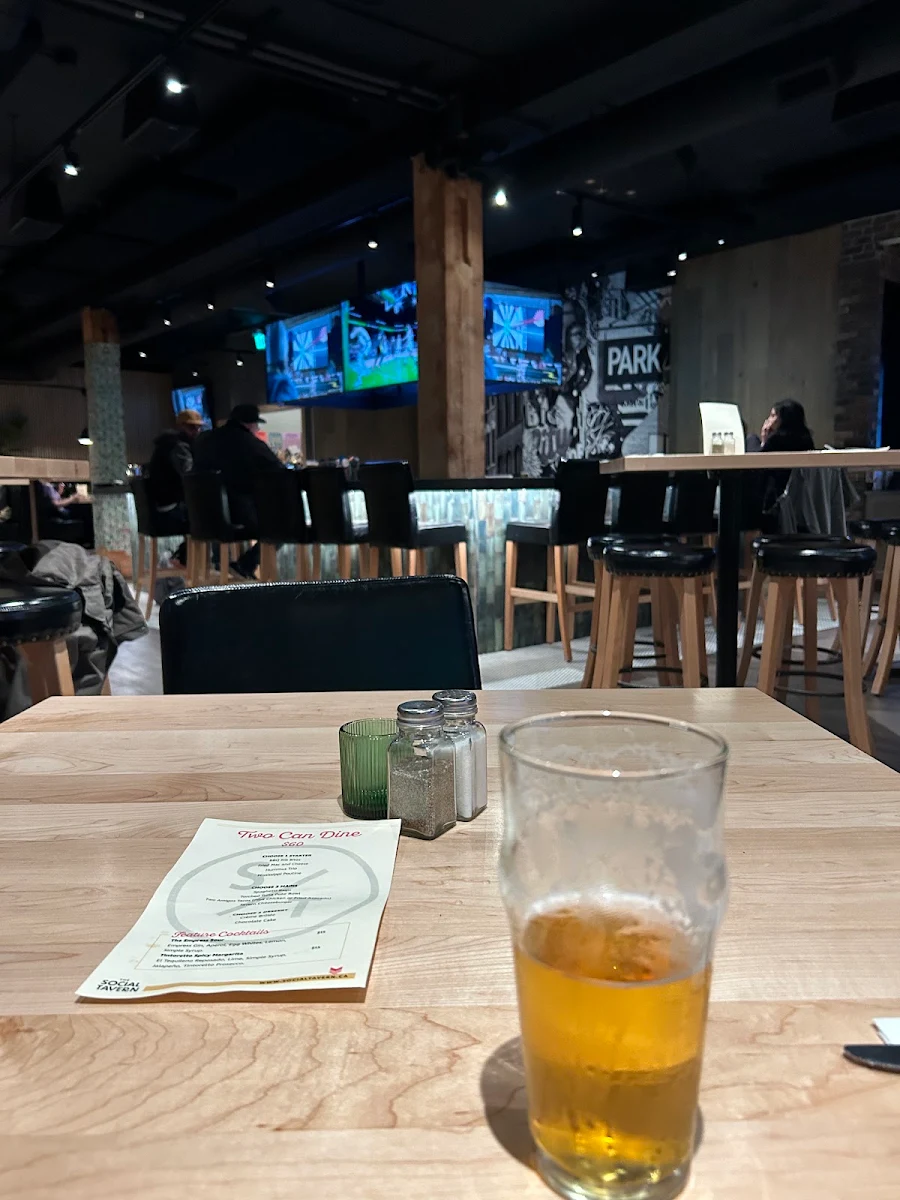 Food & drink photo 2