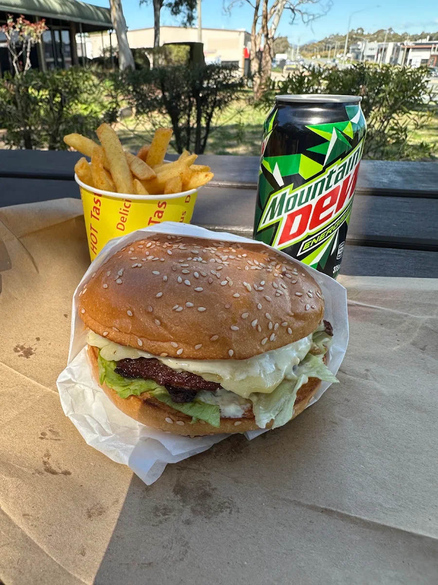 Food & drink, OZ Burgers and Take Away