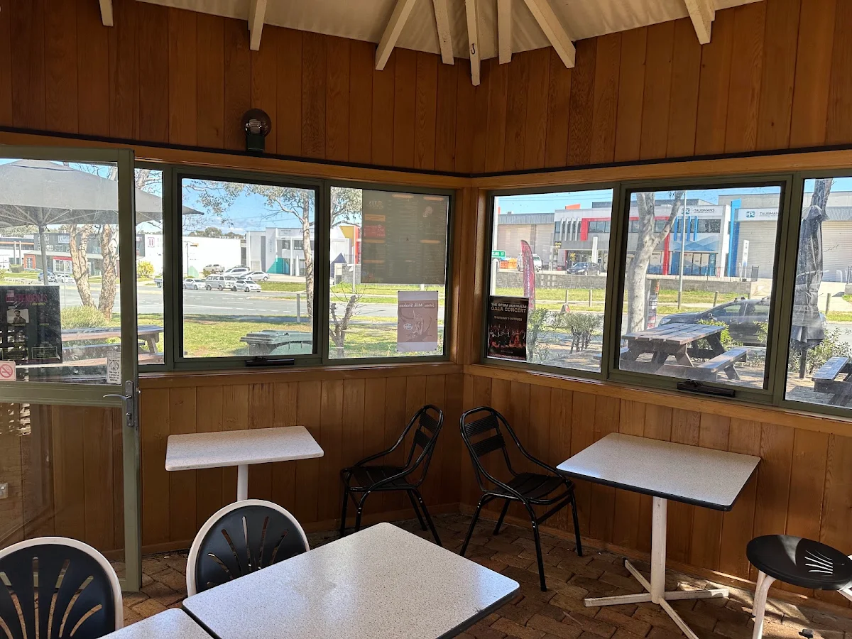 Vibe, OZ Burgers and Take Away