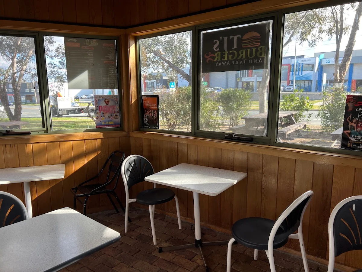 Vibe, OZ Burgers and Take Away