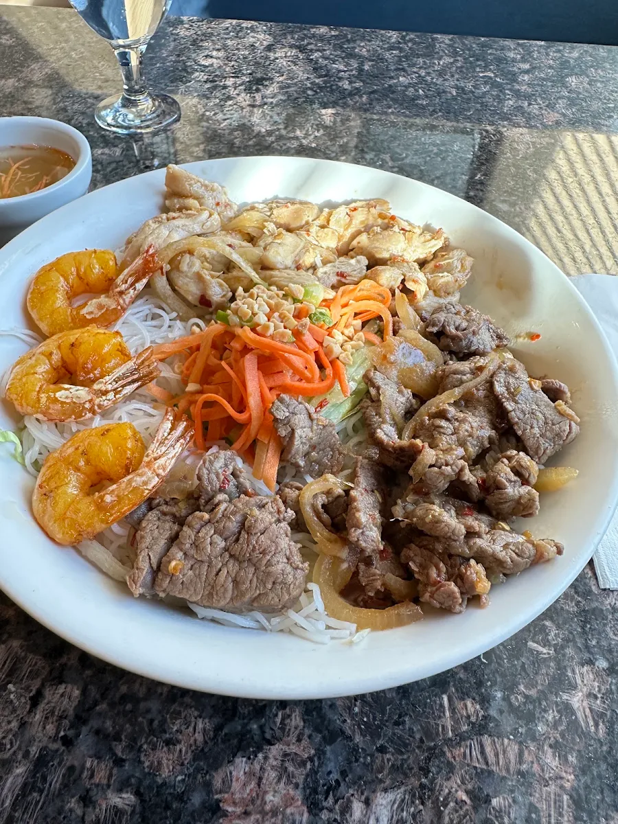 Food & drink, Quynh Vietnamese Cuisine