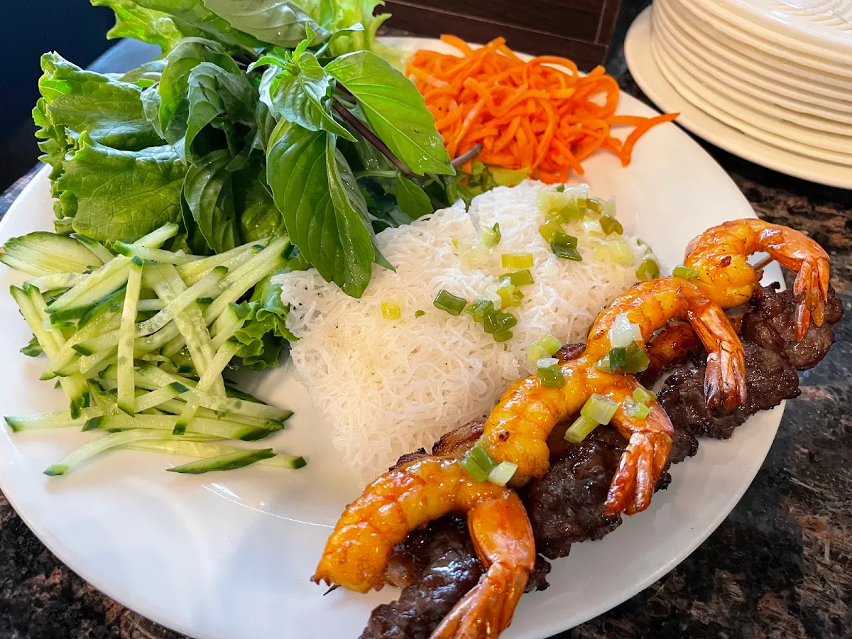 Food & drink, Quynh Vietnamese Cuisine