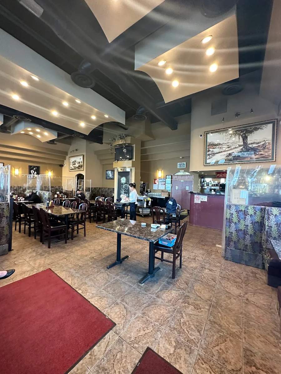 Vibe, Quynh Vietnamese Cuisine
