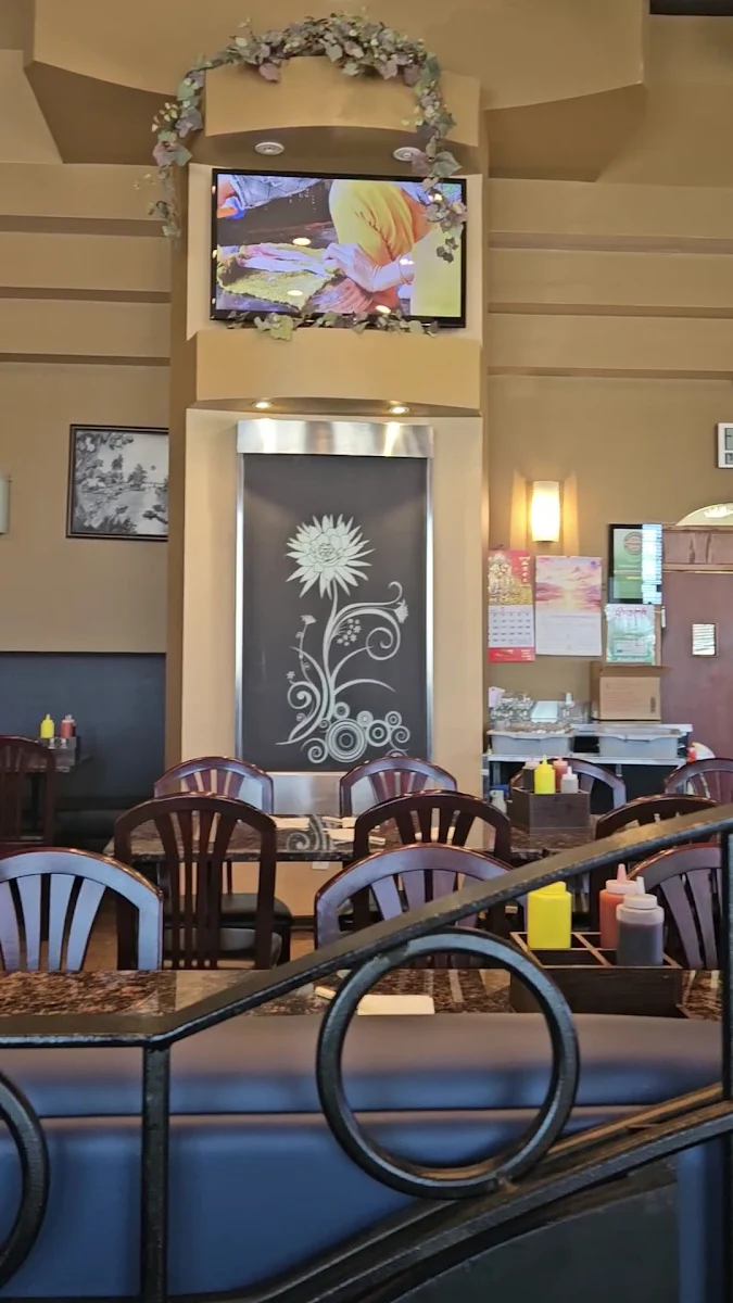 Vibe, Quynh Vietnamese Cuisine
