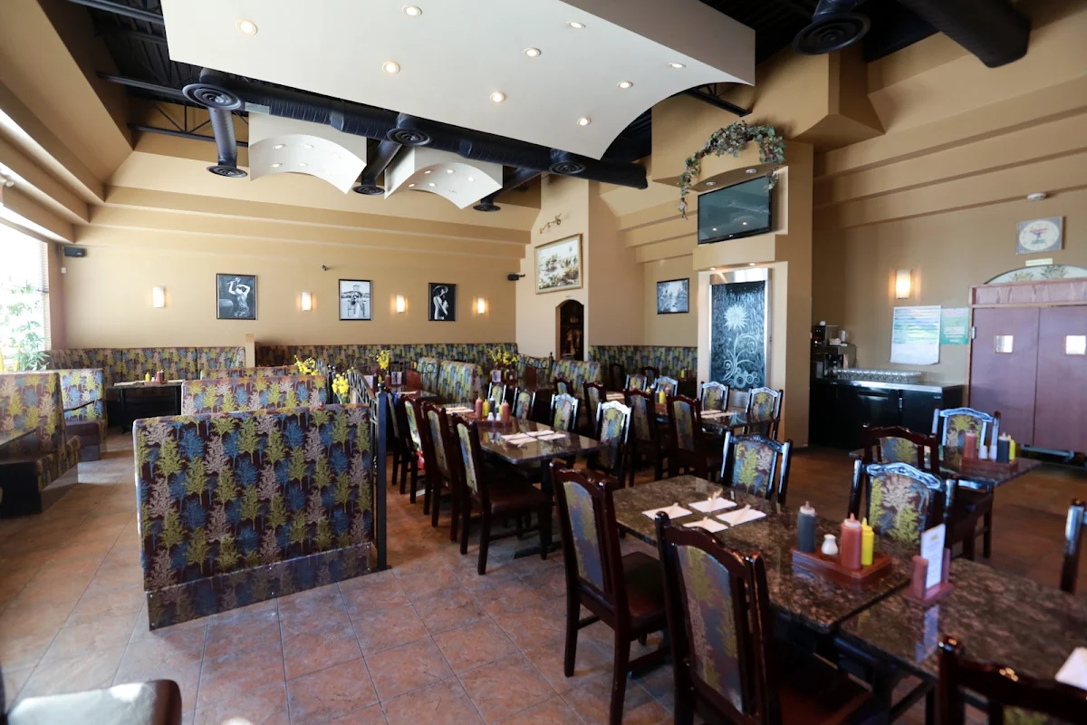 Vibe, Quynh Vietnamese Cuisine