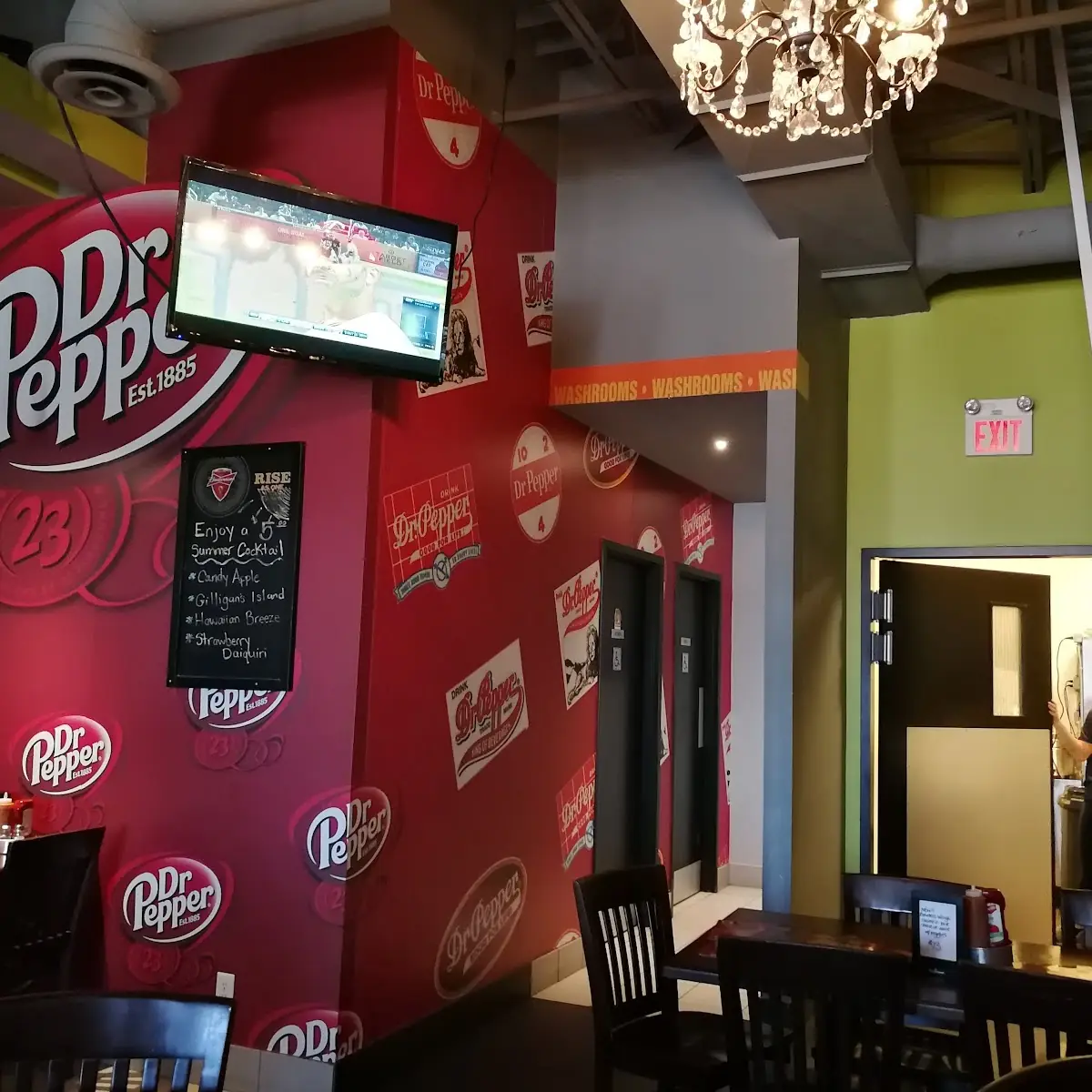Vibe, Gilligan's Fire Grill Amherstburg