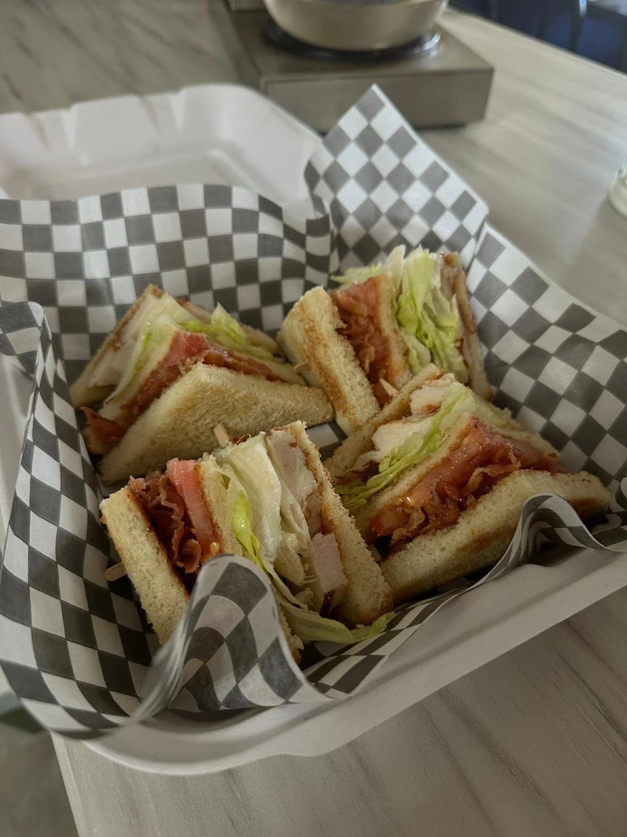 Food & drink, Resto-Depanneur Souvenirs
