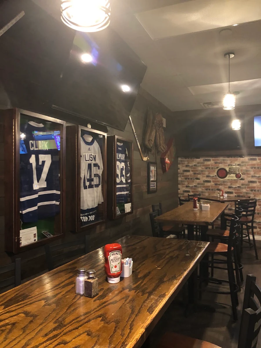 Vibe, Smokehouse Tap & Grill!
