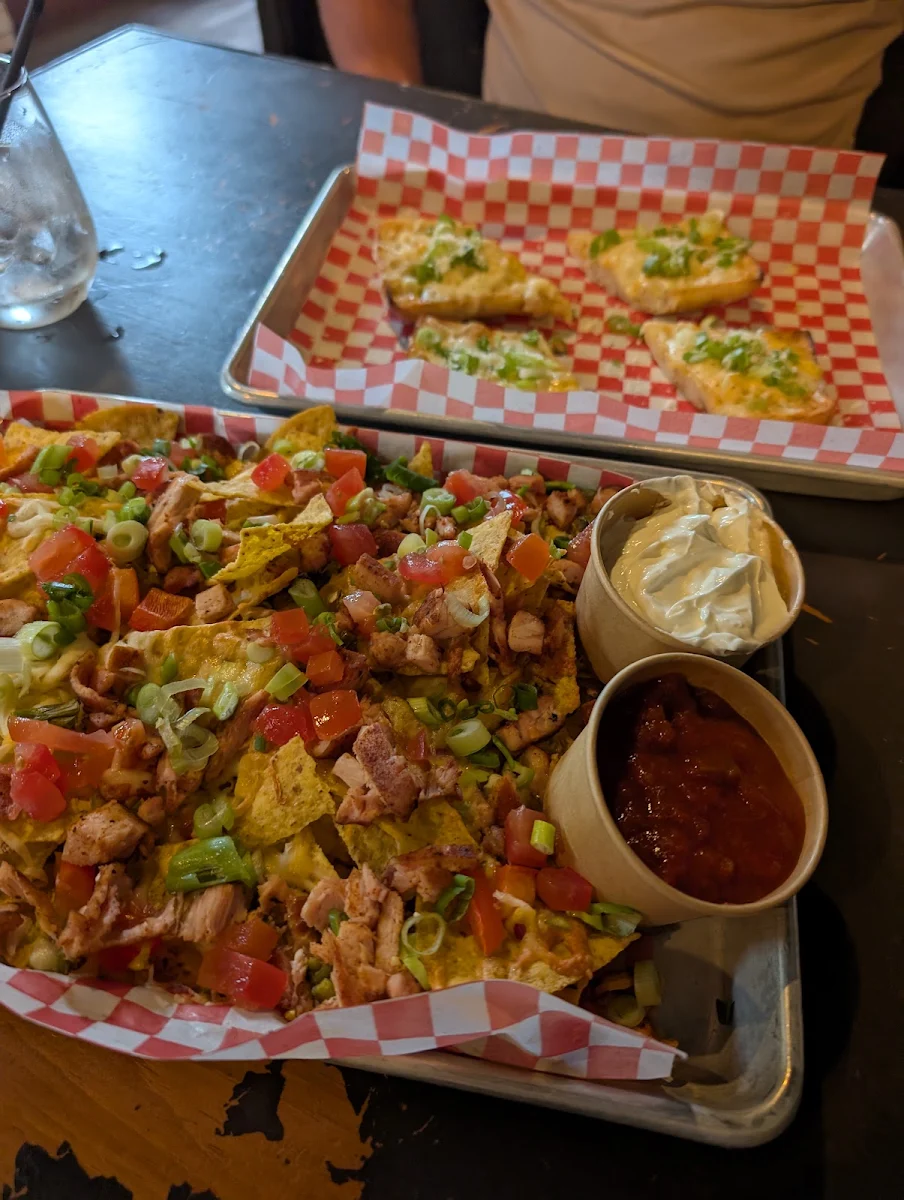 Food & drink, Bala Bay Inn