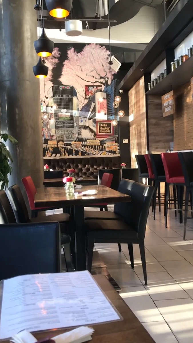 Vibe, The Street Eatery