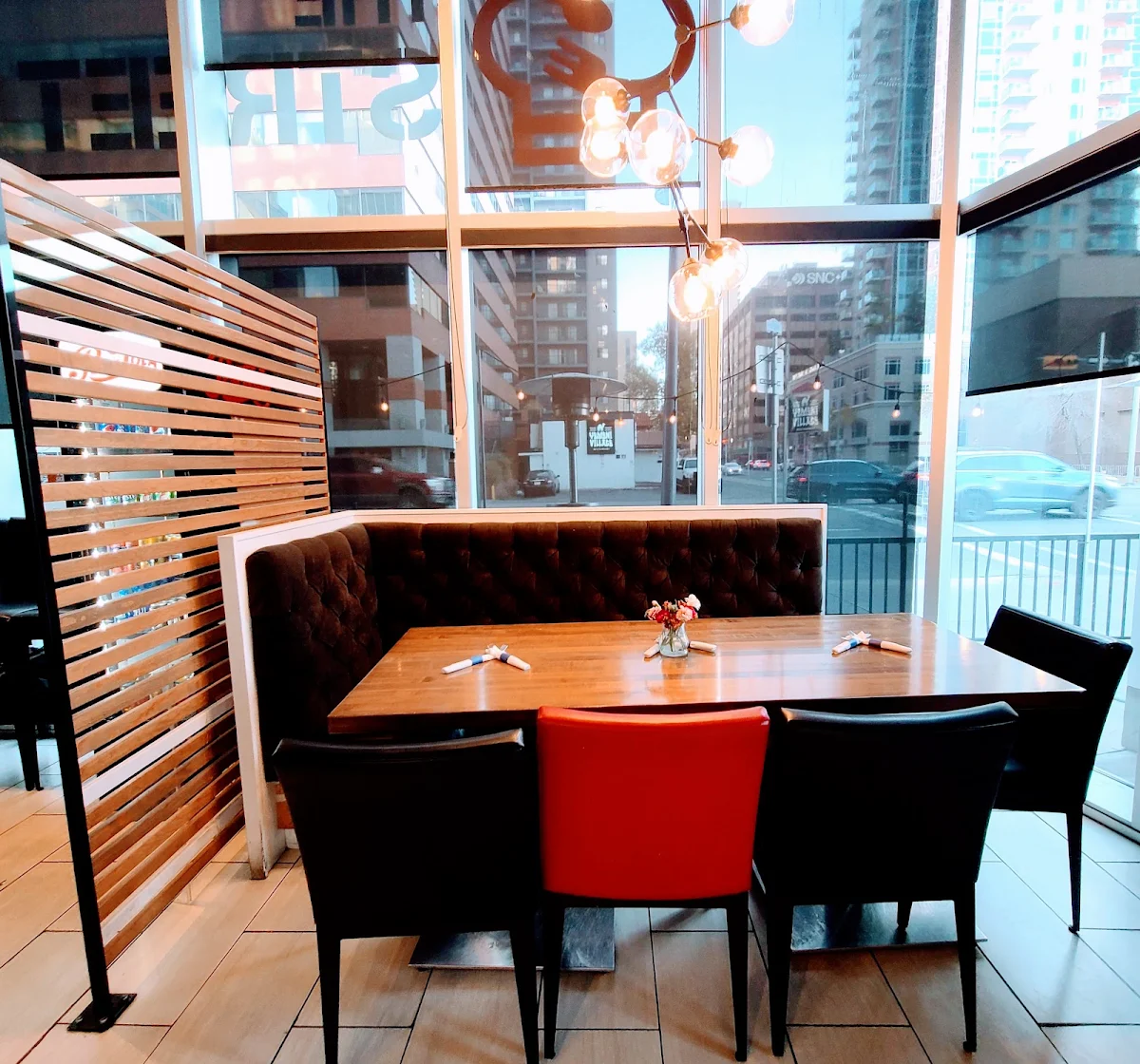 Vibe, The Street Eatery