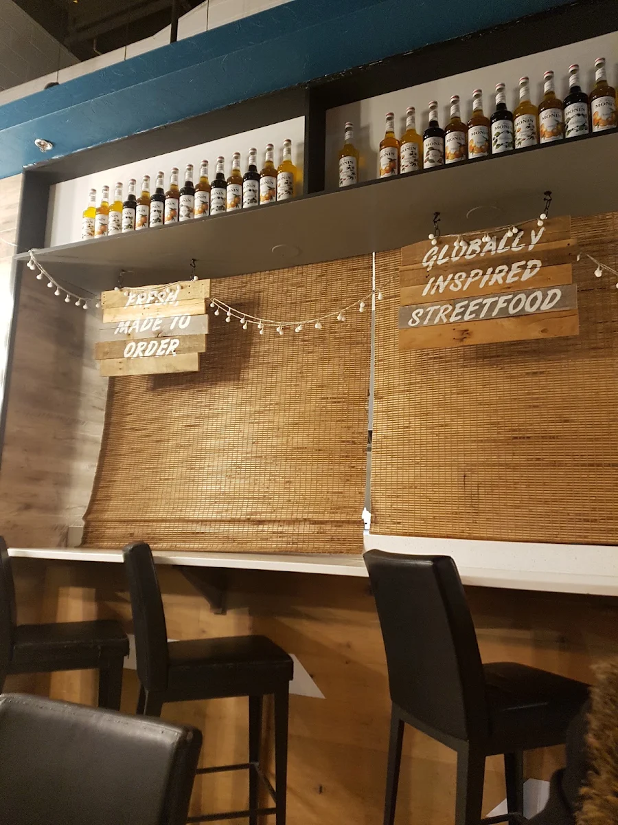 Vibe, The Street Eatery