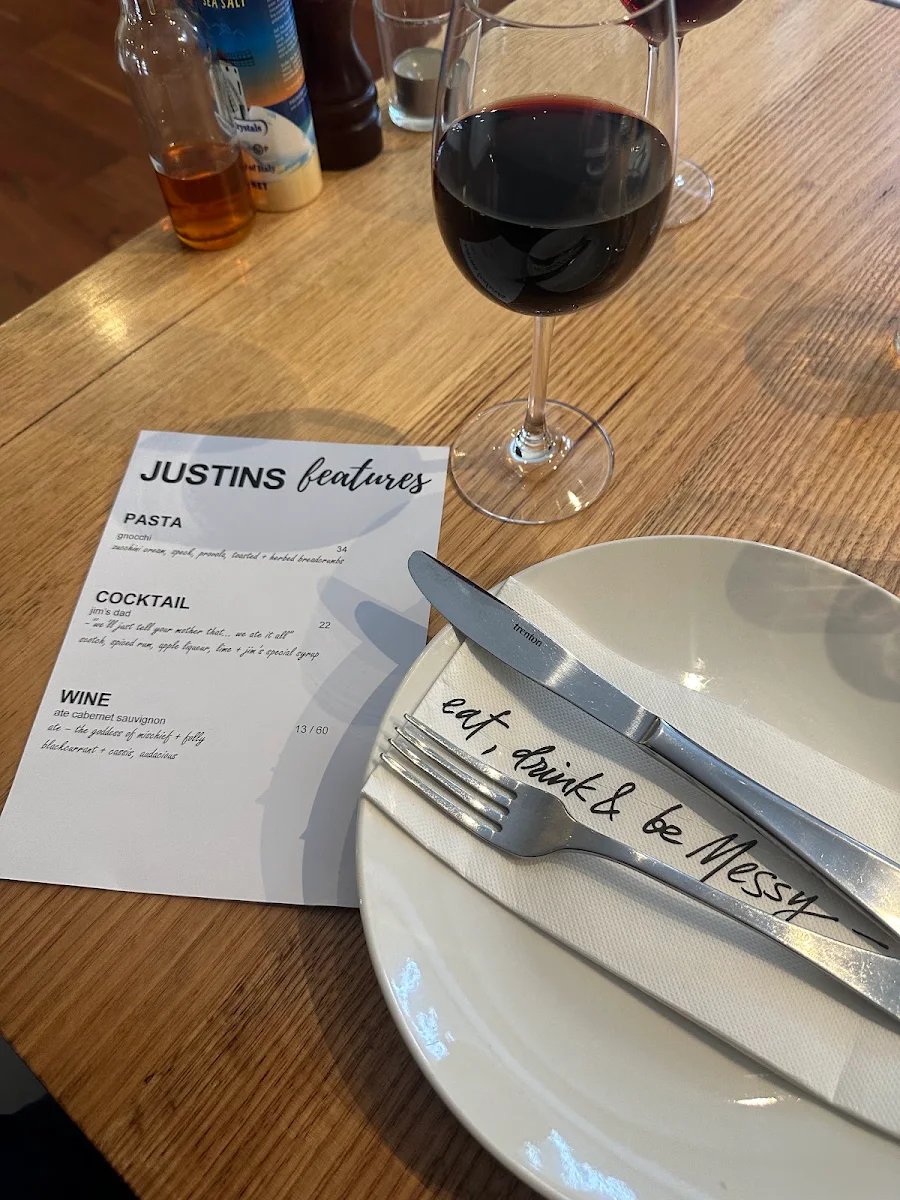Menu, Justin Lane Geelong