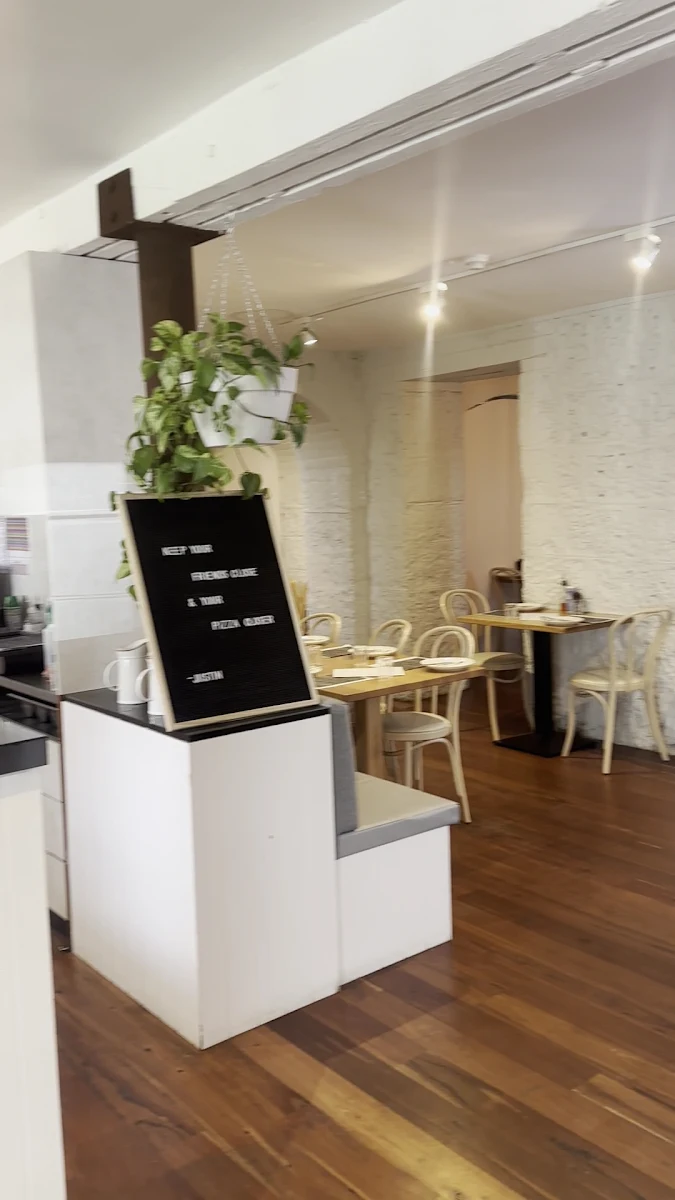 Vibe, Justin Lane Geelong