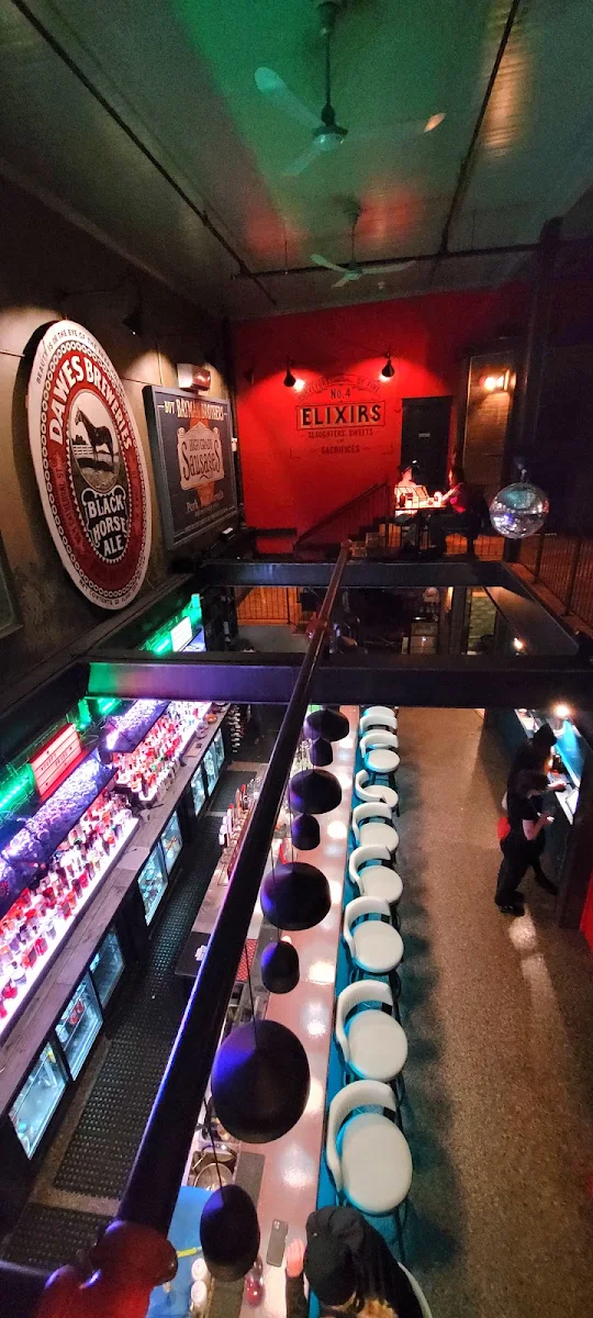 Vibe, No. 4 Restaurant & Bar