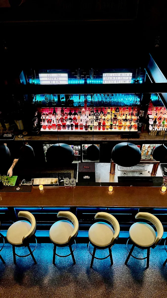 Vibe, No. 4 Restaurant & Bar