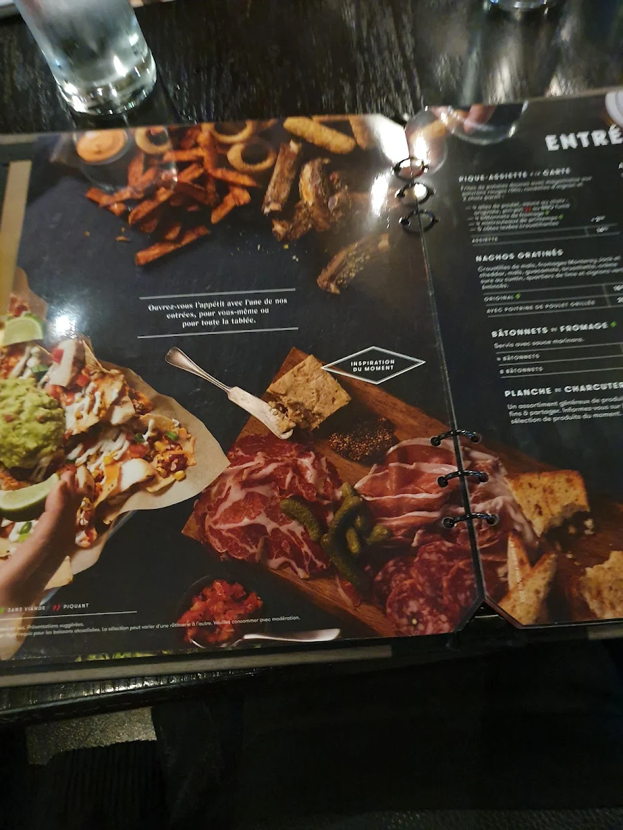 Menu, Rôtisserie St-Hubert