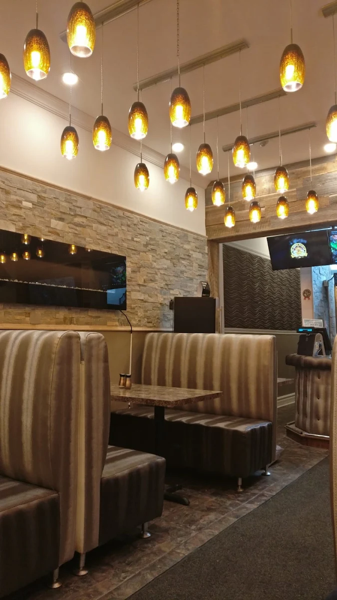 Vibe, Biryani & Co | Restaurant & rotisserie halal, pakistanais et indien à Montréal, Cartierville