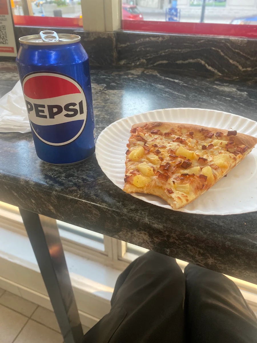Food & drink, Lugano Pizza