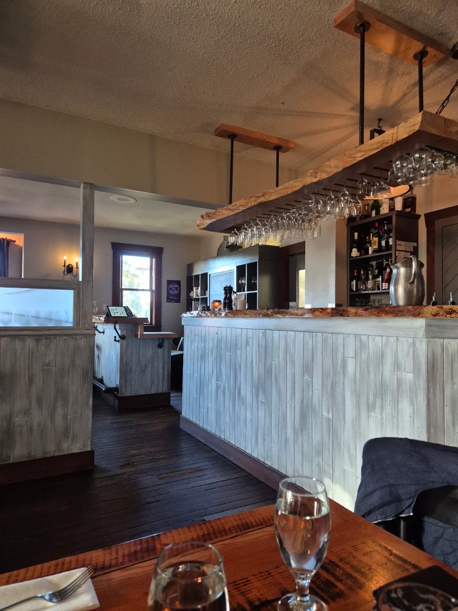 Vibe, Mahle House Restaurant