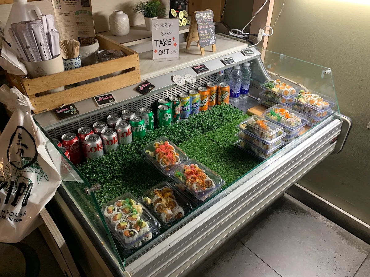 Vibe, Kibo Sushi House - Cabbagetown