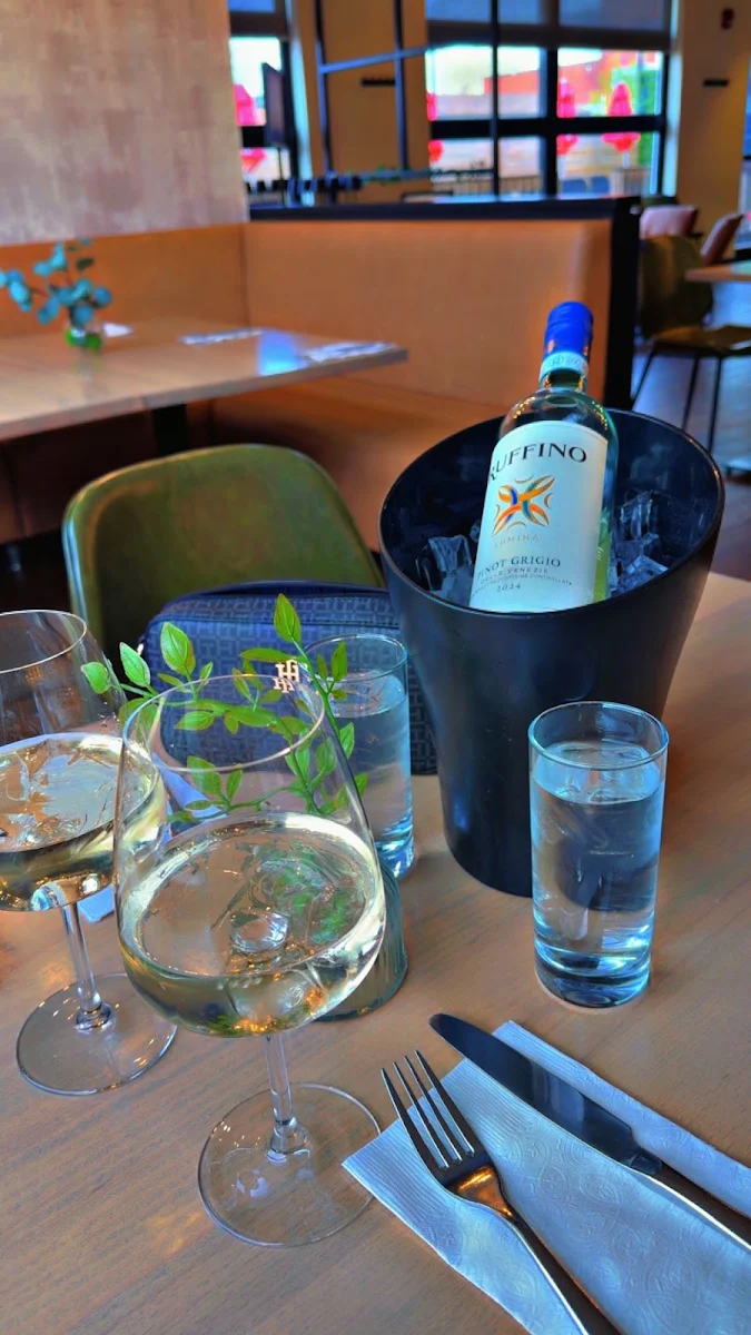 Food & drink photo 9