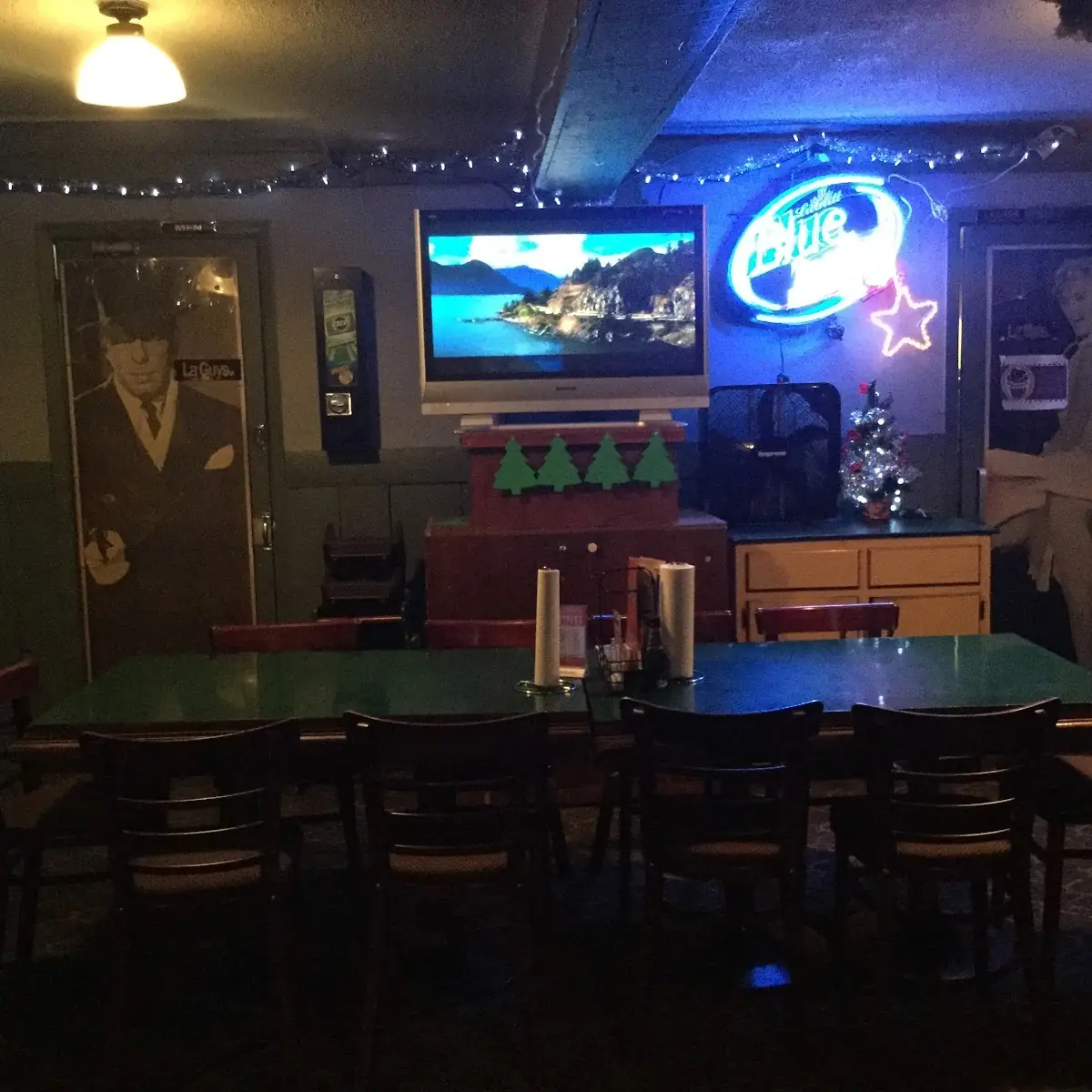 Vibe, Kurley's AC