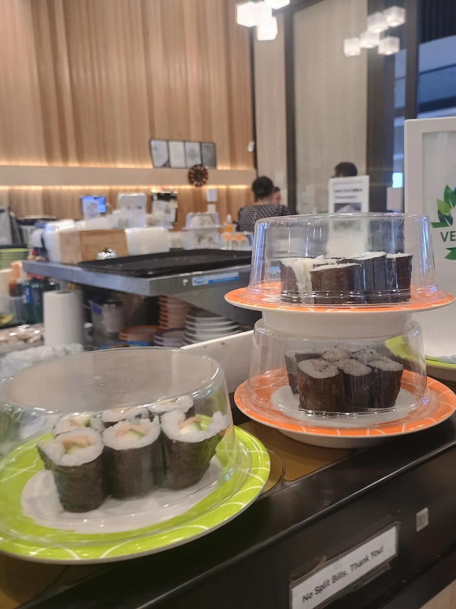 Food & drink, On a Roll Sushi Birtinya