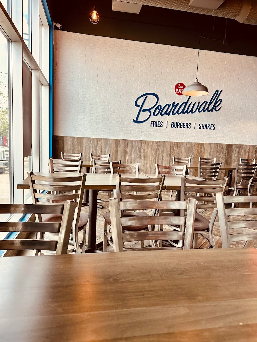 Vibe, Boardwalk Burgers