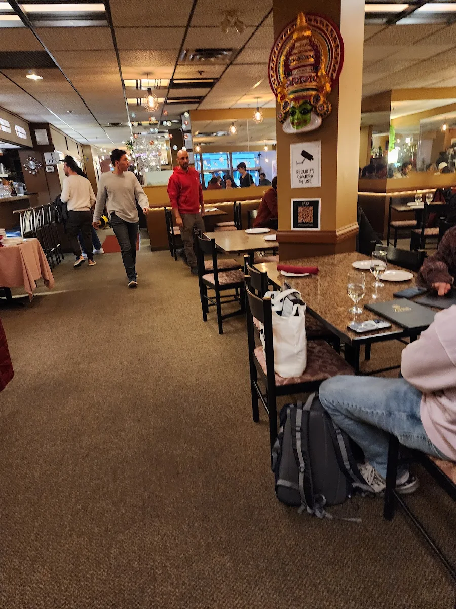 Vibe, Zyka Elevated Indian Restaurant Banff