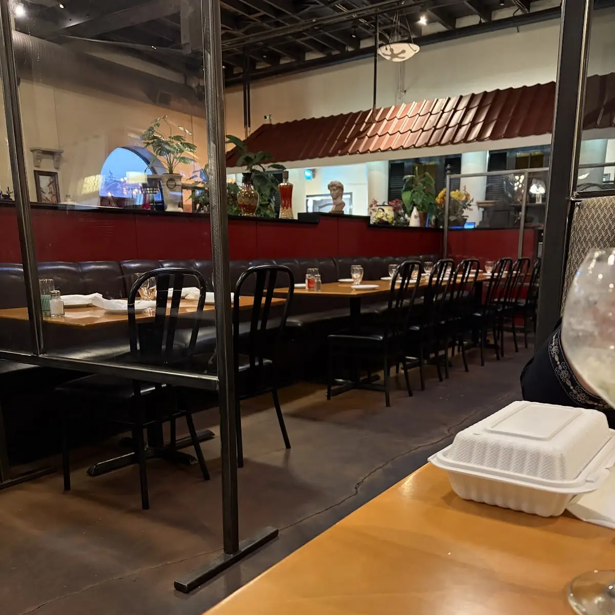 Vibe, Paliotti's Italian Restaurant