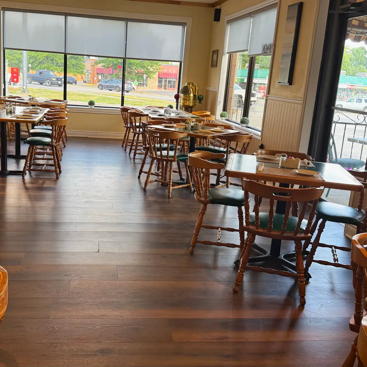 Vibe, Wheel and Anchor Restaurant