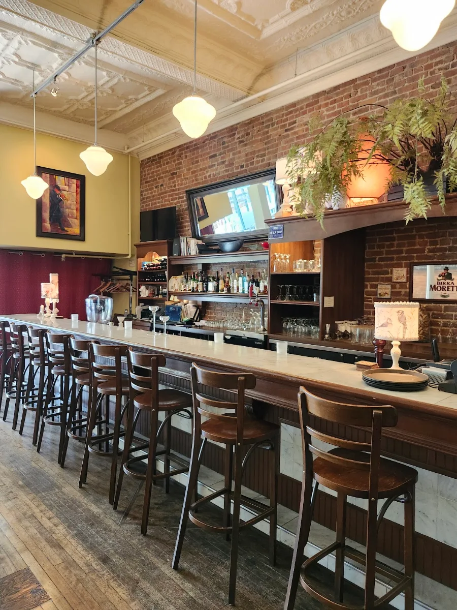 Vibe, Bistro Viva